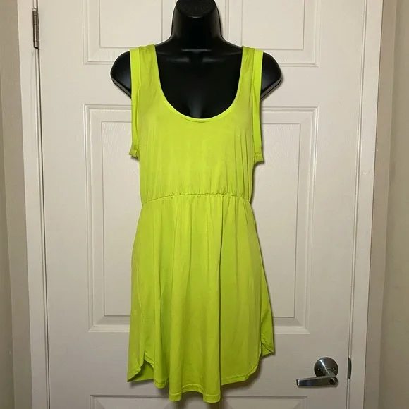 hunter twisted mini dress Chic Lifestyle Front Tie Velvet Mini Dress in Hunter Green S / hunter-green